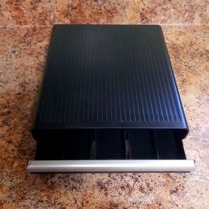 Coffee/tea pod drawer